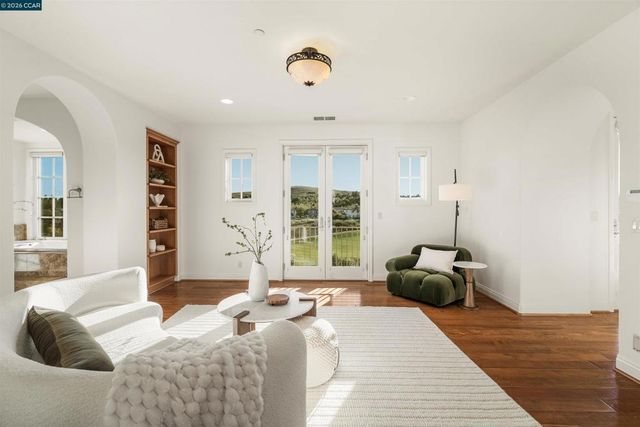 5316 Cypress Hawk Ct, San Ramon, CA 94582