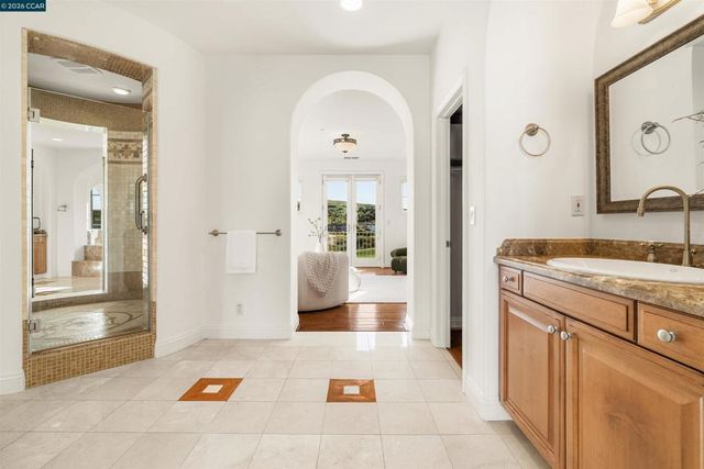 5316 Cypress Hawk Ct, San Ramon, CA 94582