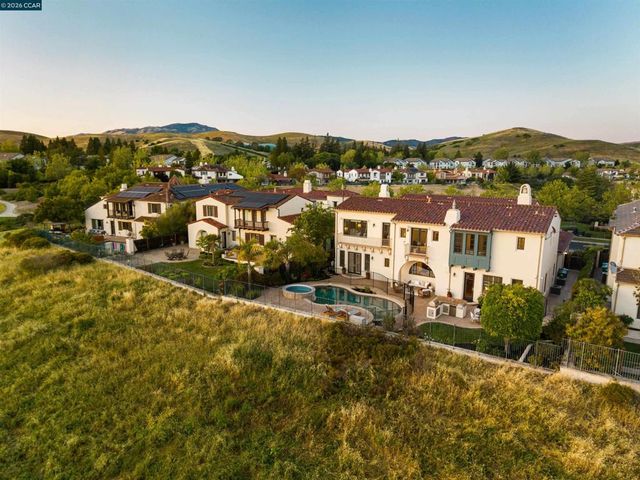 5316 Cypress Hawk Ct, San Ramon, CA 94582