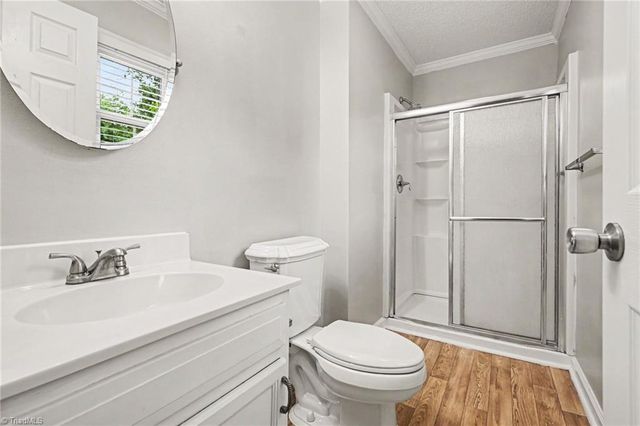 3854 Forest Valley Drive, Winston-salem, NC 27105