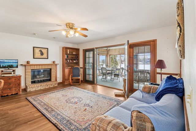 2312 High Point Drive, Lindenhurst, IL 60046