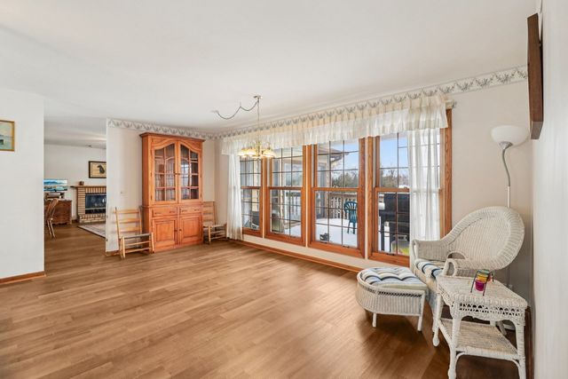 2312 High Point Drive, Lindenhurst, IL 60046