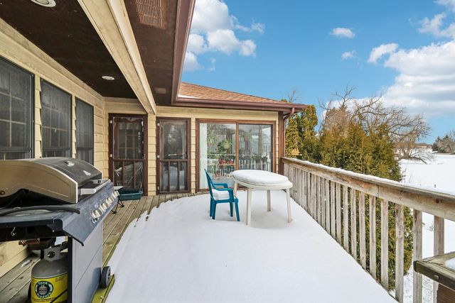 2312 High Point Drive, Lindenhurst, IL 60046