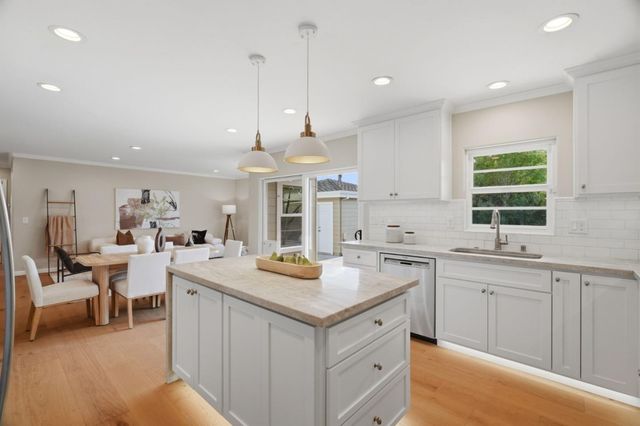 2325 Park Avenue, Santa Clara, CA 95050