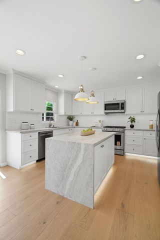 2325 Park Avenue, Santa Clara, CA 95050