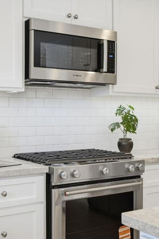 2325 Park Avenue, Santa Clara, CA 95050