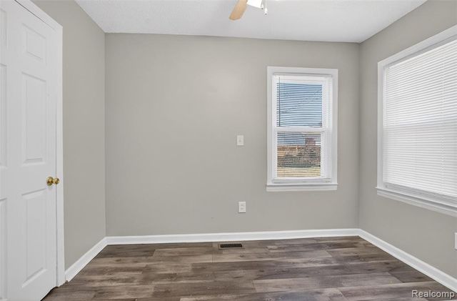 23131 Lambrecht Avenue, Eastpointe, MI 48021