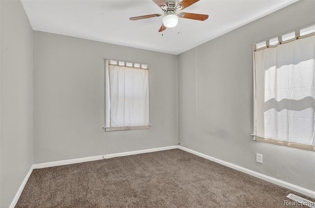 23131 Lambrecht Avenue, Eastpointe, MI 48021