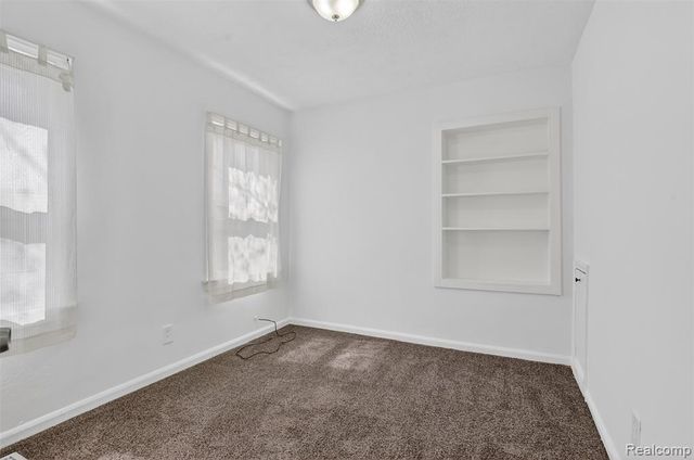 23131 Lambrecht Avenue, Eastpointe, MI 48021