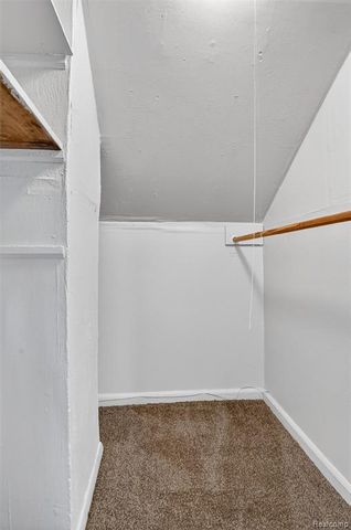 23131 Lambrecht Avenue, Eastpointe, MI 48021