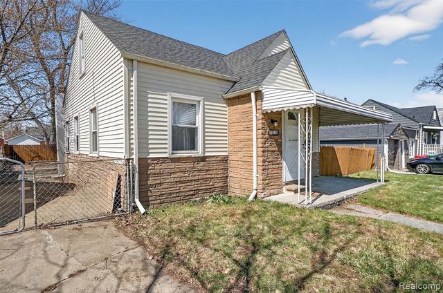 23131 Lambrecht Avenue, Eastpointe, MI 48021