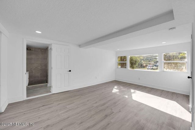 5489 OAK FOREST Drive, Jacksonville, FL 32211