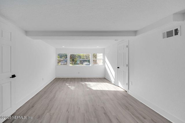 5489 OAK FOREST Drive, Jacksonville, FL 32211