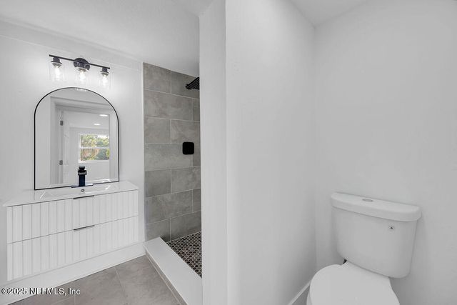 5489 OAK FOREST Drive, Jacksonville, FL 32211