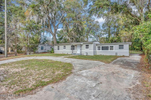 5489 OAK FOREST Drive, Jacksonville, FL 32211