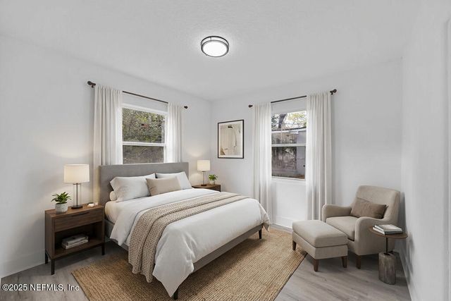 5489 OAK FOREST Drive, Jacksonville, FL 32211