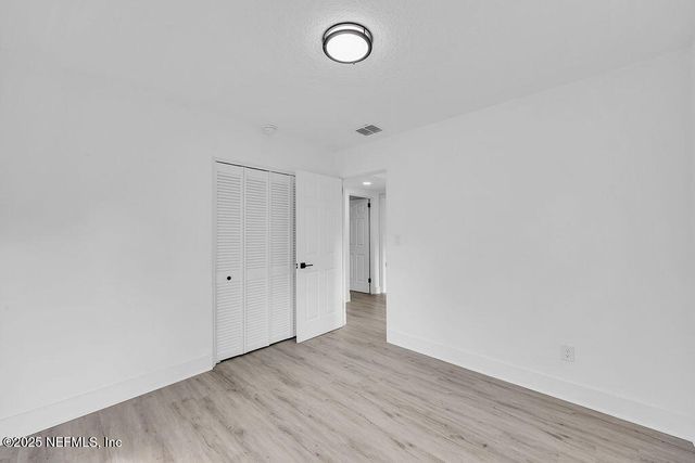 5489 OAK FOREST Drive, Jacksonville, FL 32211