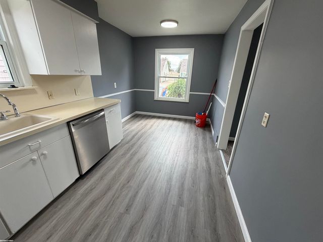 22829 Normandy Avenue, Eastpointe, MI 48021