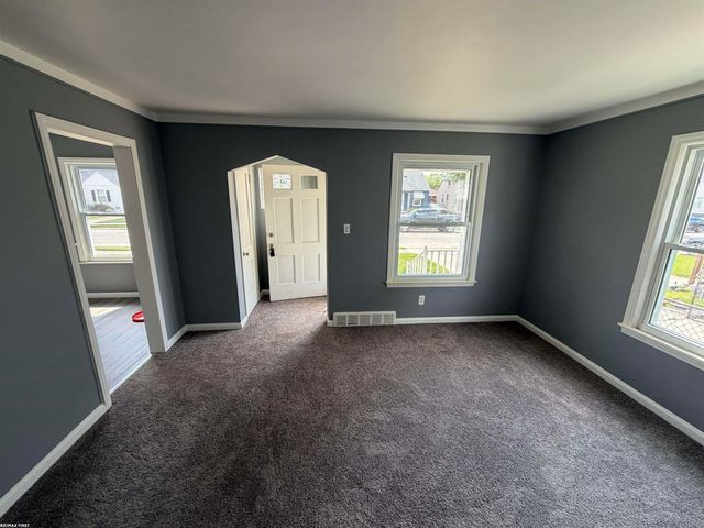 22829 Normandy Avenue, Eastpointe, MI 48021
