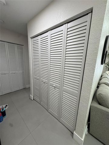 14232 SW 155th St, Miami, FL 33177