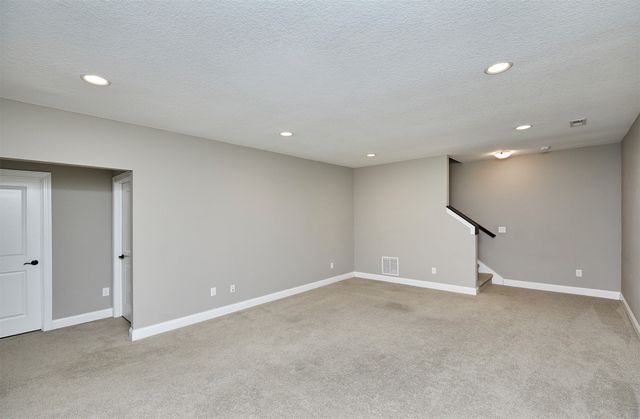 1273 SE Williams Court, Waukee, IA 50263