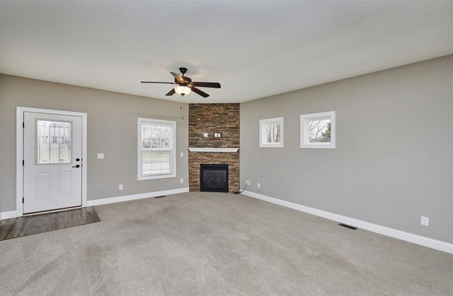1273 SE Williams Court, Waukee, IA 50263