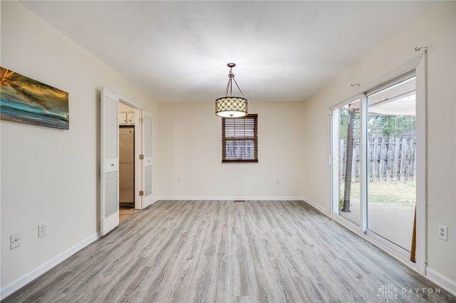 2125 Sherwood Forest Drive, Miamisburg, OH 45342