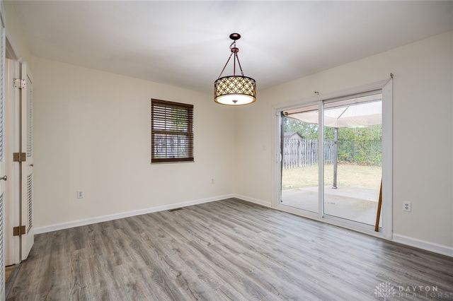 2125 Sherwood Forest Drive, Miamisburg, OH 45342