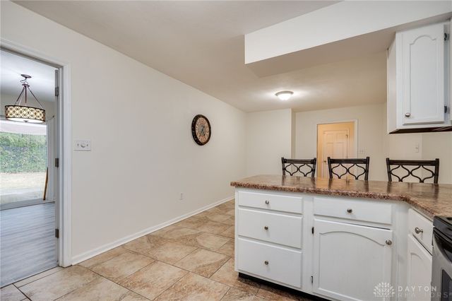 2125 Sherwood Forest Drive, Miamisburg, OH 45342