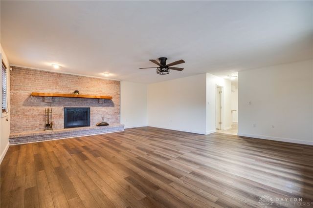 2125 Sherwood Forest Drive, Miamisburg, OH 45342