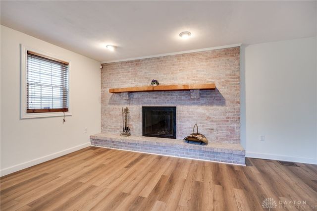 2125 Sherwood Forest Drive, Miamisburg, OH 45342