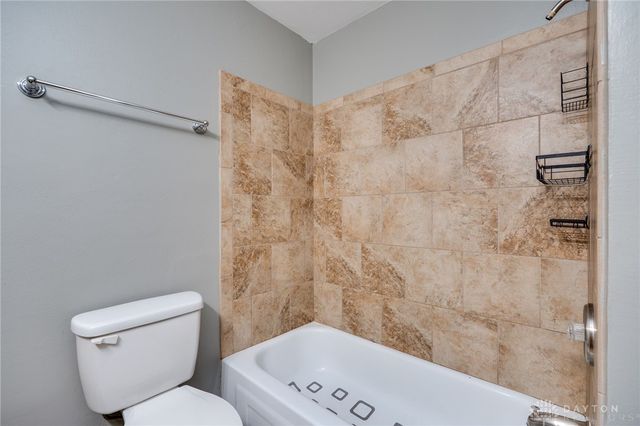 2125 Sherwood Forest Drive, Miamisburg, OH 45342