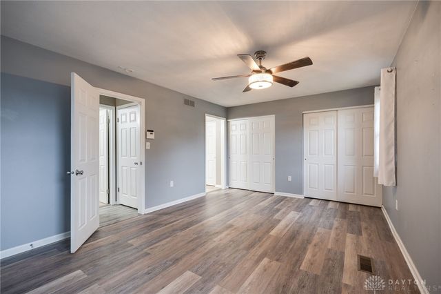 2125 Sherwood Forest Drive, Miamisburg, OH 45342