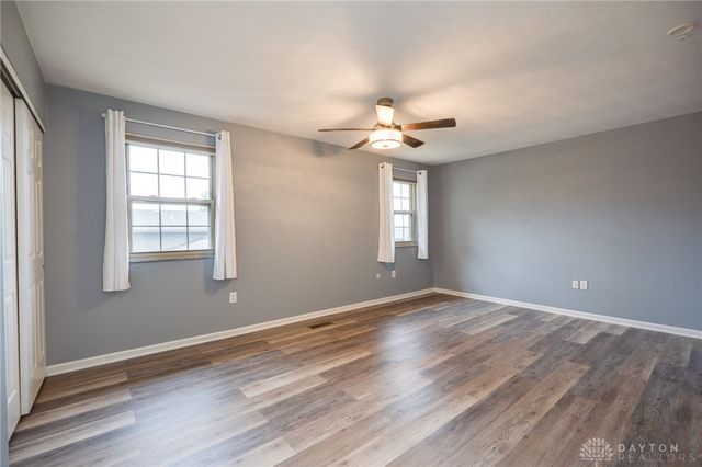 2125 Sherwood Forest Drive, Miamisburg, OH 45342