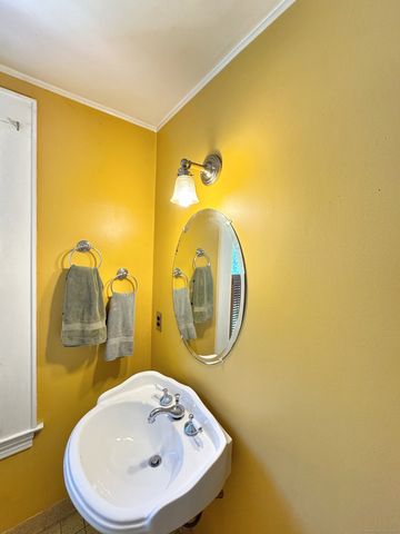 10 Ells Street, Norwalk, CT 06850