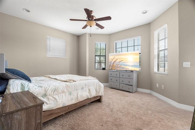 316 34TH AVENUE N, St Petersburg, FL 33704