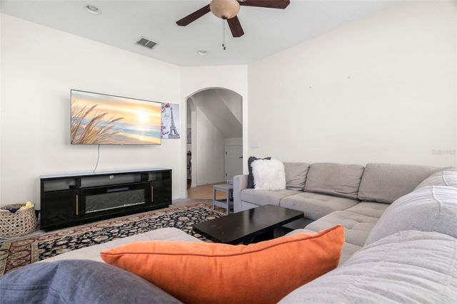 316 34TH AVENUE N, St Petersburg, FL 33704
