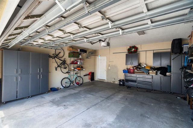 316 34TH AVENUE N, St Petersburg, FL 33704