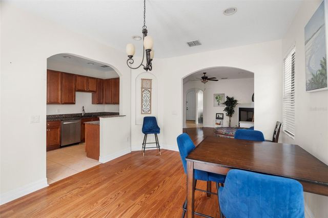 316 34TH AVENUE N, St Petersburg, FL 33704