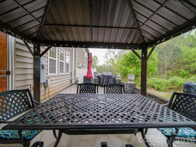 6831 Maricopa Road, Charlotte, NC 28277