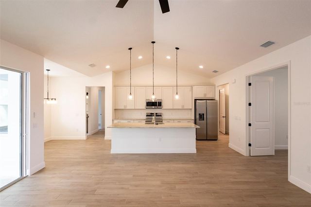 726 SLOAN'S RIDGE ROAD, Groveland, FL 34736