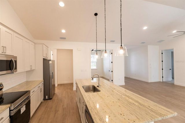 726 SLOAN'S RIDGE ROAD, Groveland, FL 34736