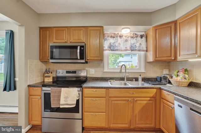 2875 HONEY VALLEY RD, Dallastown, PA 17313