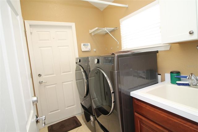 516 LAGO LOOP, Davenport, FL 33837