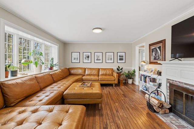 26 Windsor Rd, Sandwich, MA 02563
