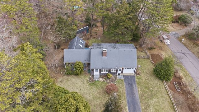 26 Windsor Rd, Sandwich, MA 02563