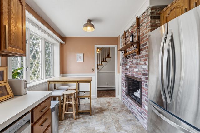 26 Windsor Rd, Sandwich, MA 02563
