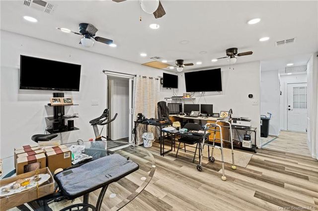 207 Scales Road, Starks, LA 70661