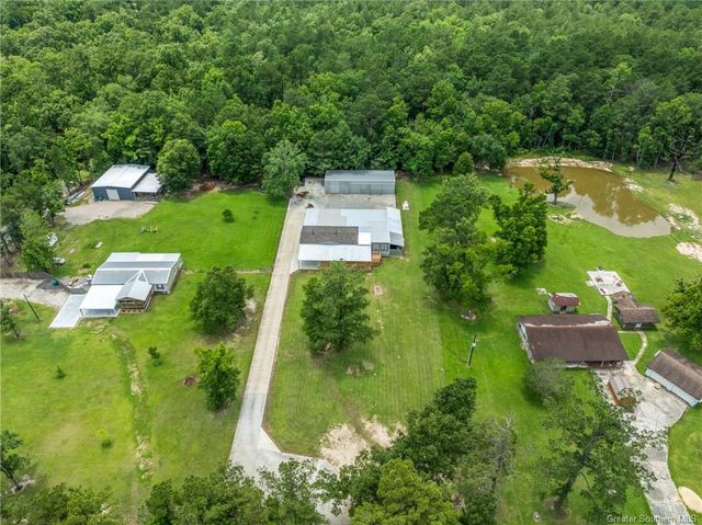 207 Scales Road, Starks, LA 70661