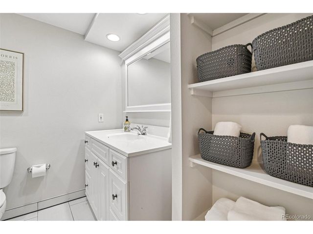 7230 S Hudson Way, Centennial, CO 80122